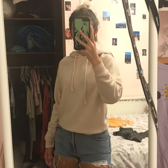 Light pink/cream fuzzy sweater - Picture 2 of 3